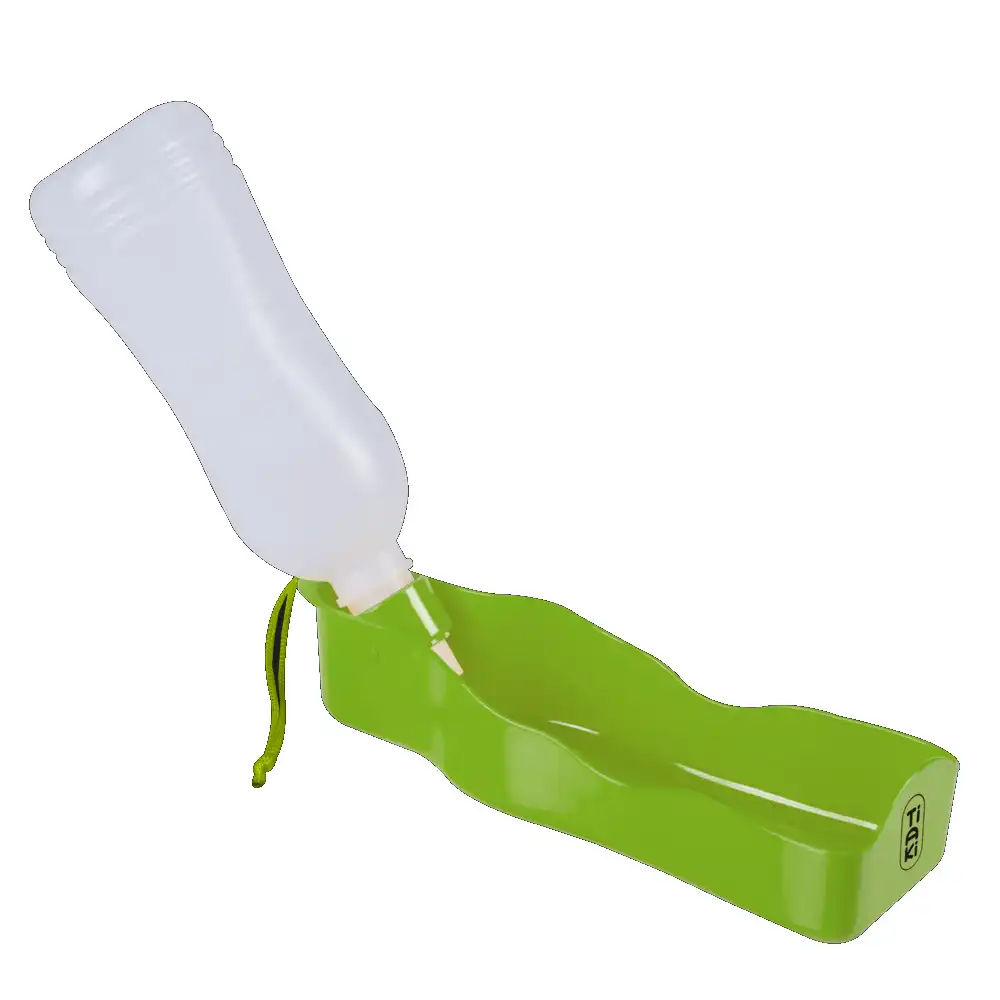 Botella portátil TIAKI fabricada con material reciclado - 750 ml