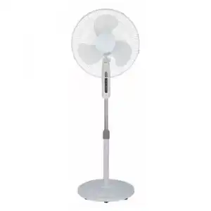 Ventilador De Pie Etesio, Oscilante, 40w, Silencioso, 3 Aspas Blancas, 3 Velocidades, Color Blanco