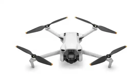 Dron DJI Mini 3 Fly More Combo DJI RC